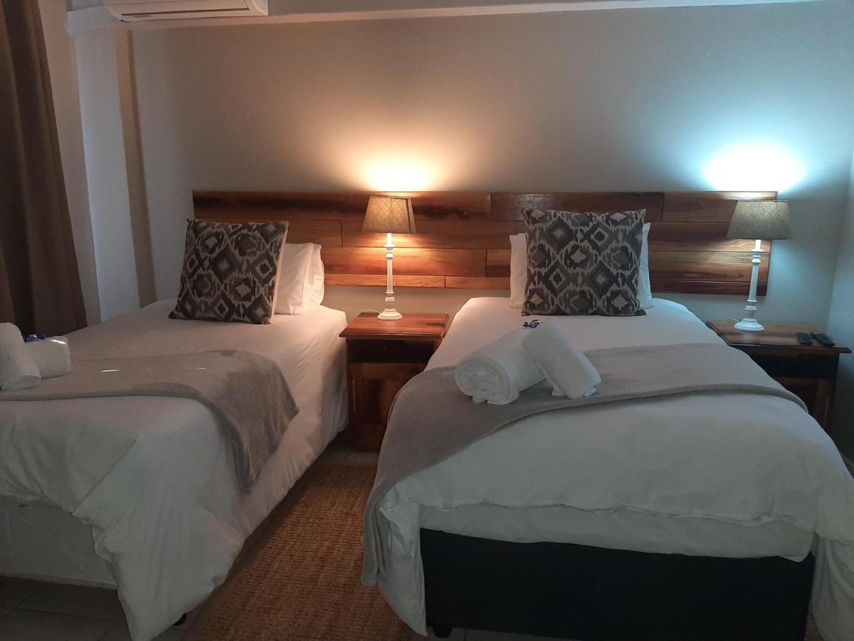 St George'S Guest House ツァニーン エクステリア 写真
