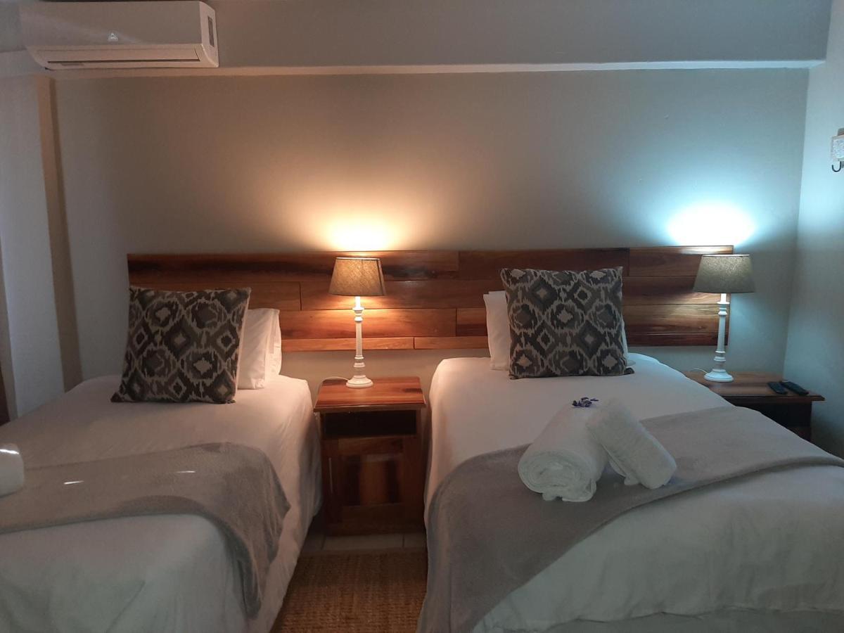 St George'S Guest House ツァニーン エクステリア 写真