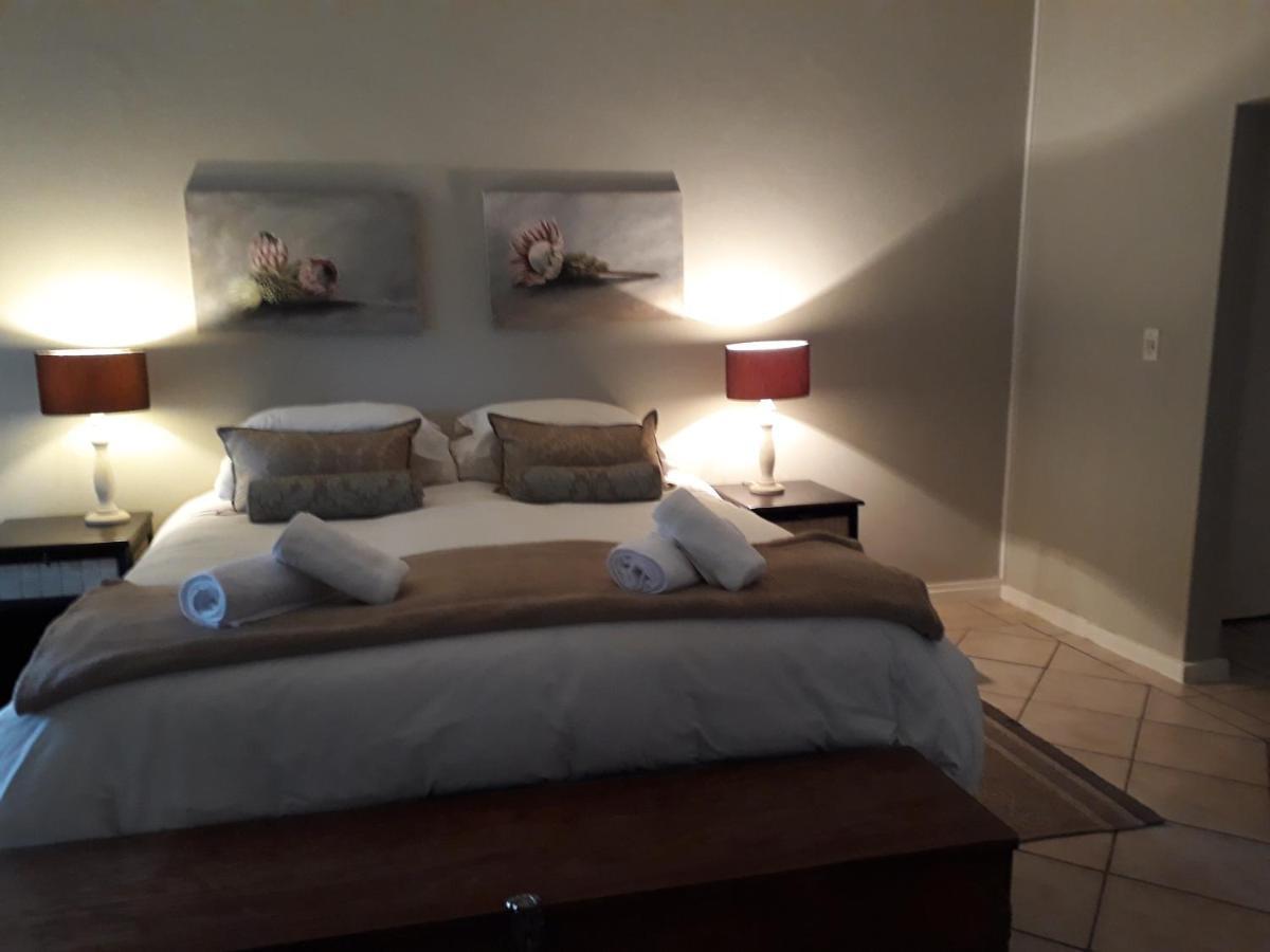 St George'S Guest House ツァニーン エクステリア 写真